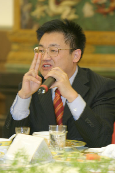 20052560685
